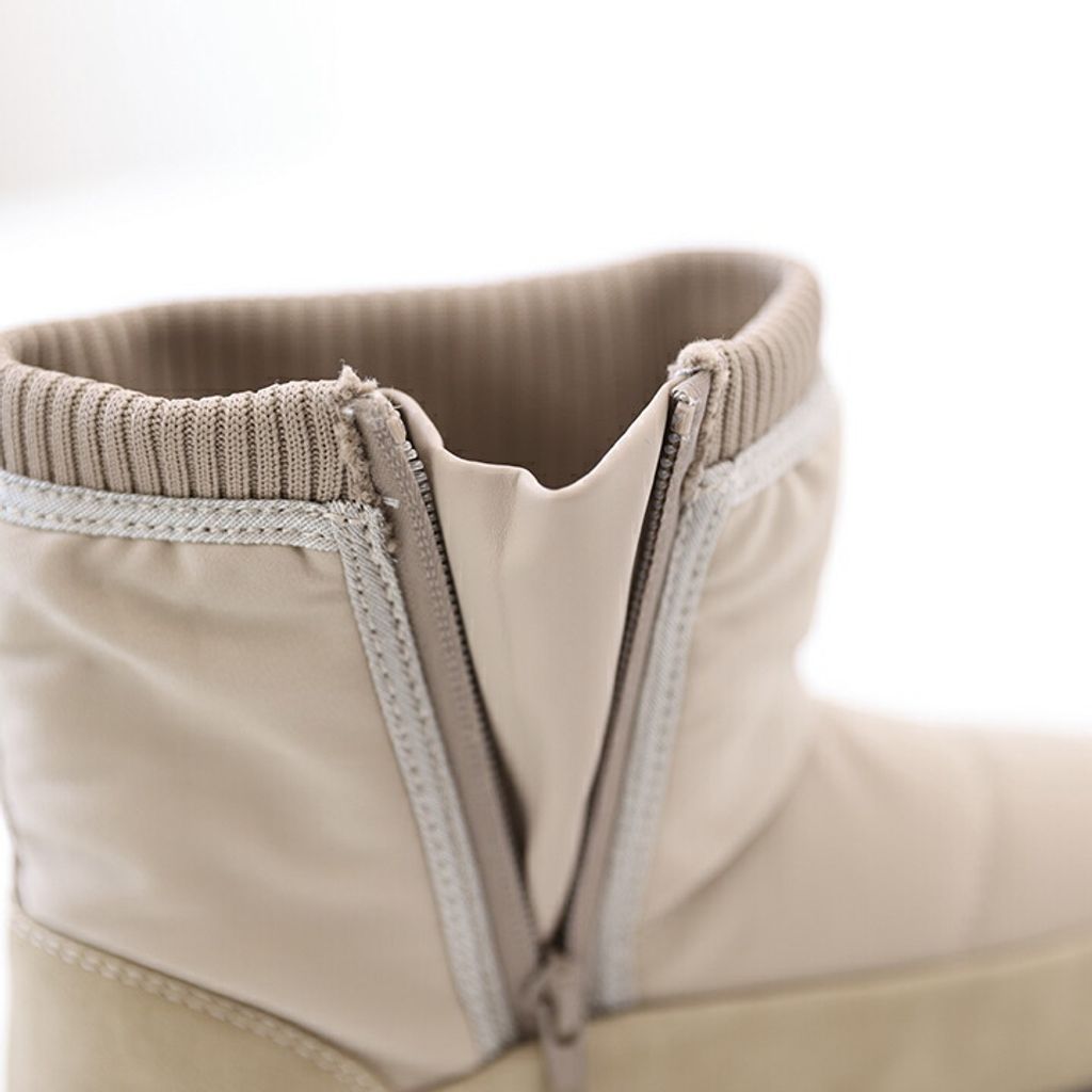 1027134818_68fef9927c03d