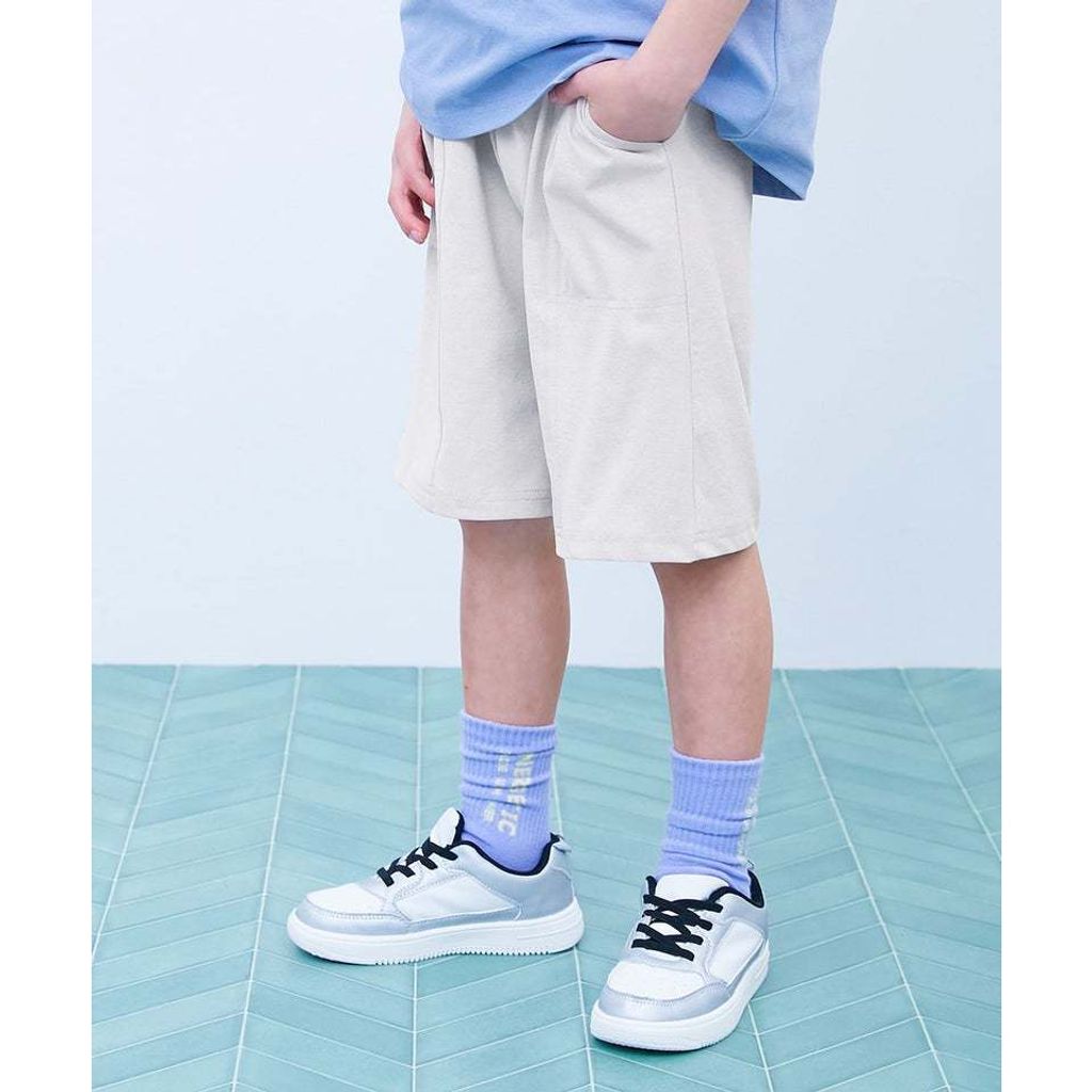 tw-11134207-820la-mkv8i77uca2vfd