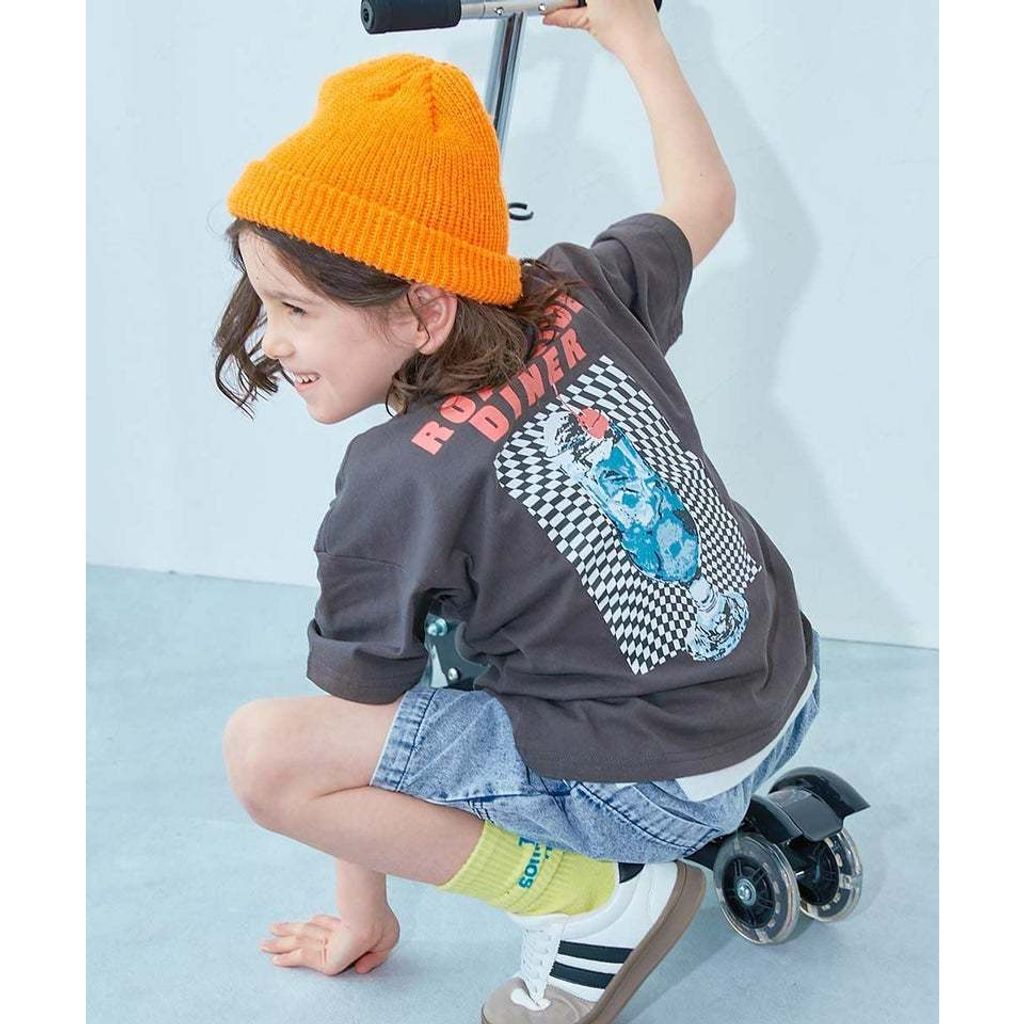 tw-11134207-820le-mkv9zu13gn407c