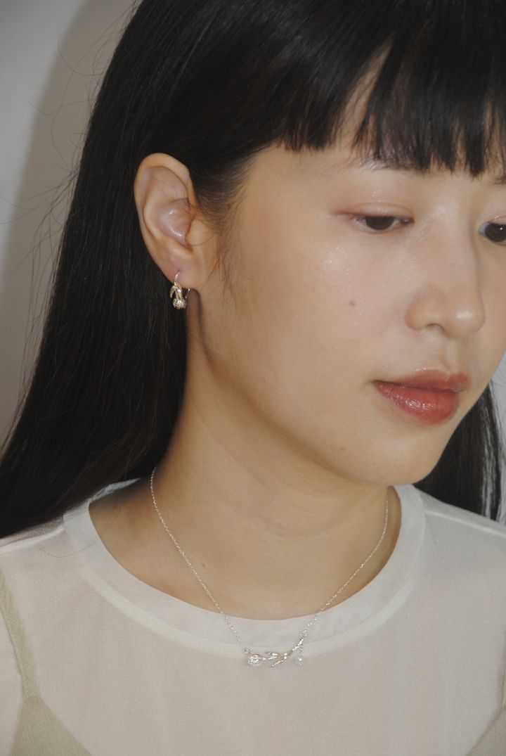 銀-小鬱金香-小圈圈耳環(麻豆)-3