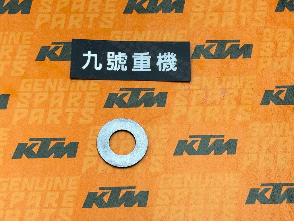 5297856