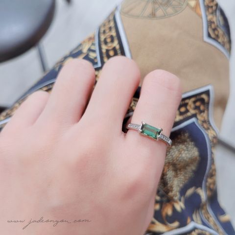 23-10-14-12-32-58-907_deco