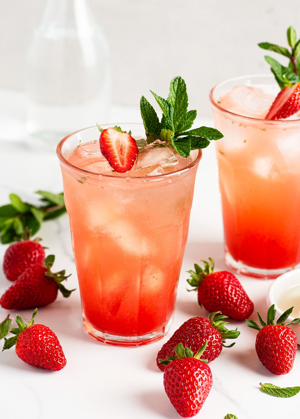 Strawberry-Mojito_02_1290px