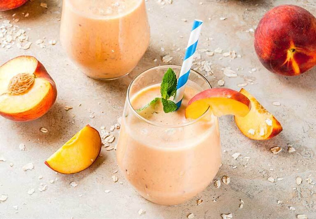 Peach-Yogurt-Smoothie-802666662-770x533-1