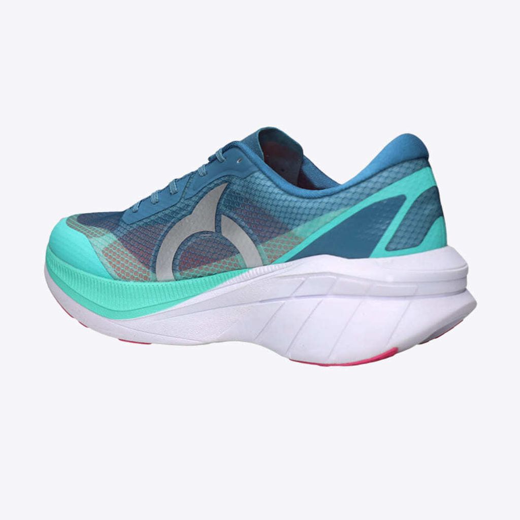 ORTUSEIGHT_HYPERFUSE_3_1_-_PRUSSIAN_BLUE_WHITE_AQUAArtboard_31