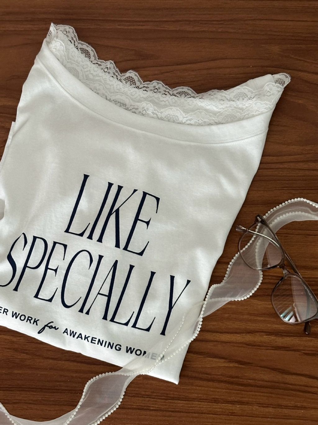 tw-11134207-820l9-mm1g7e60voxv87