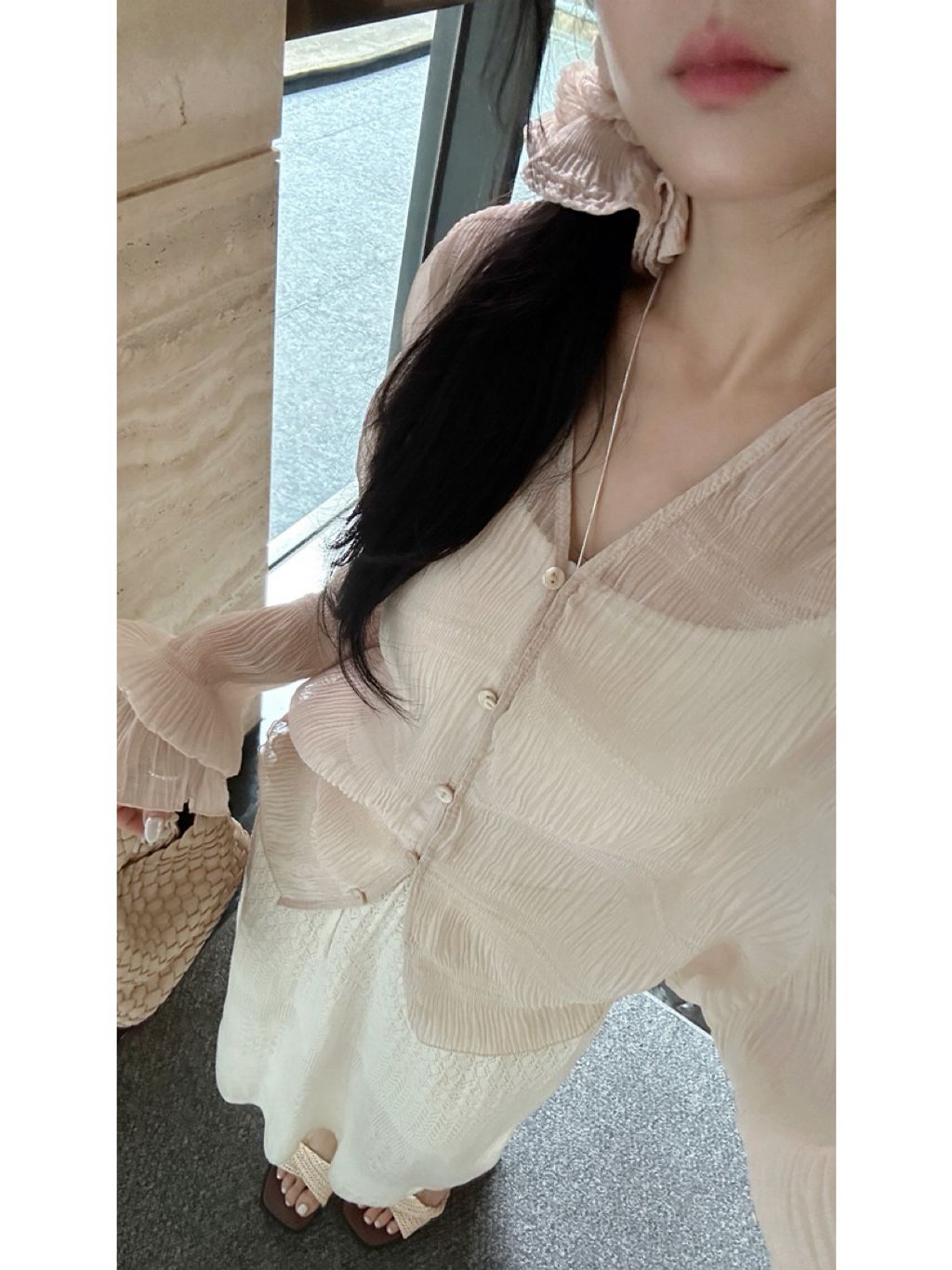tw-11134207-820lf-moj0r8n2f5ky5e