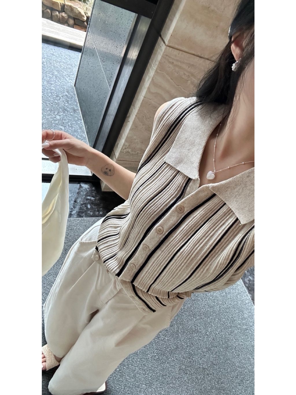 tw-11134207-820l8-mpnq9k4cra4tb5