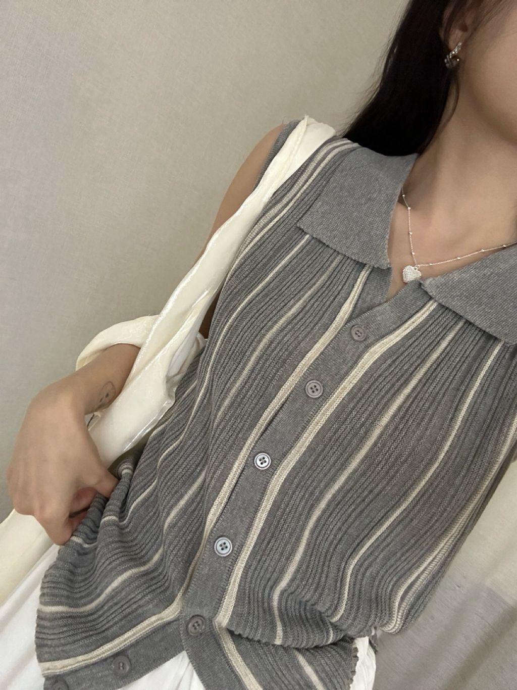 tw-11134207-820l8-mpnq9k4gfbin1d