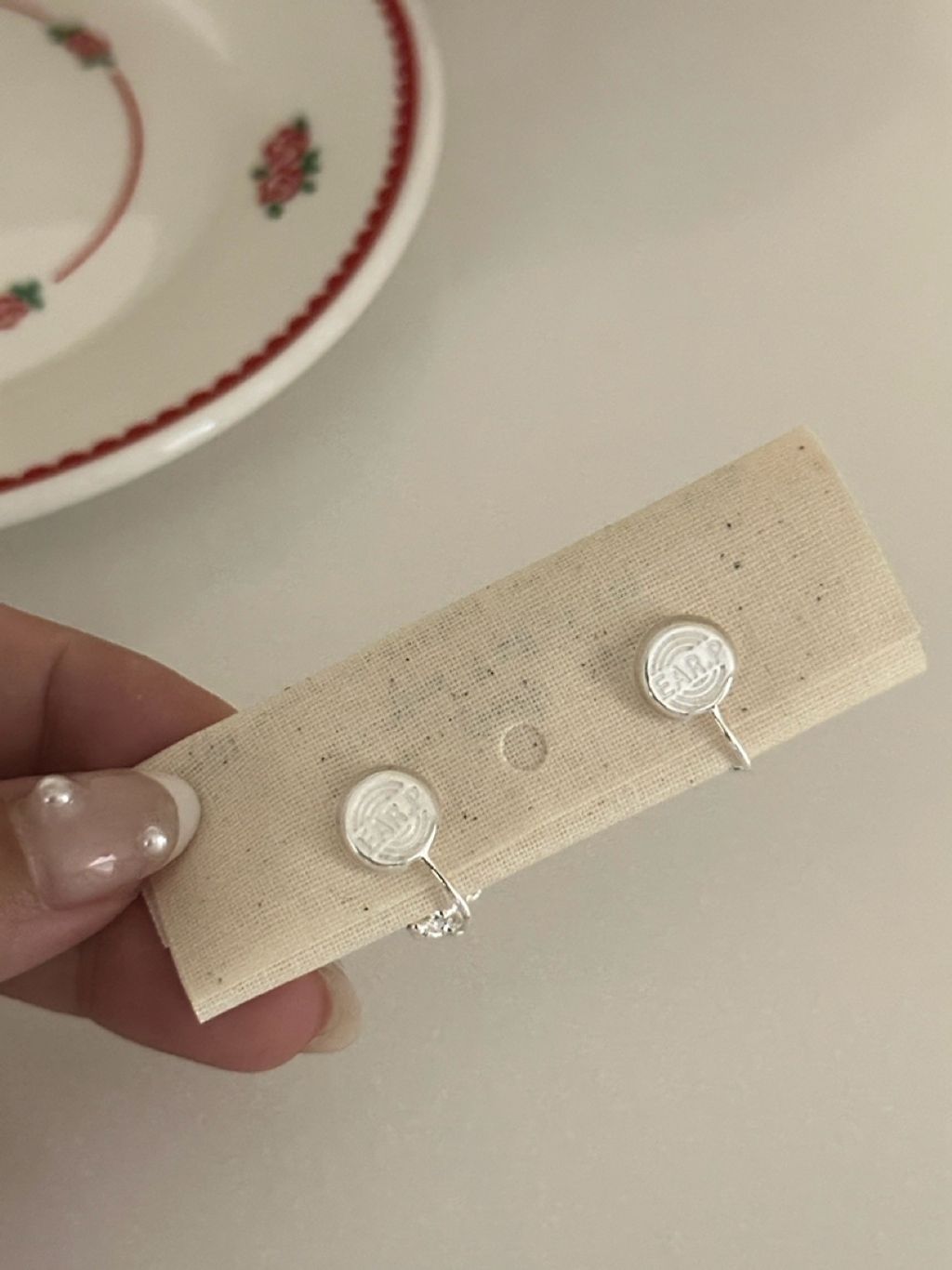 tw-11134207-7ra0u-mdgwqf9132878c