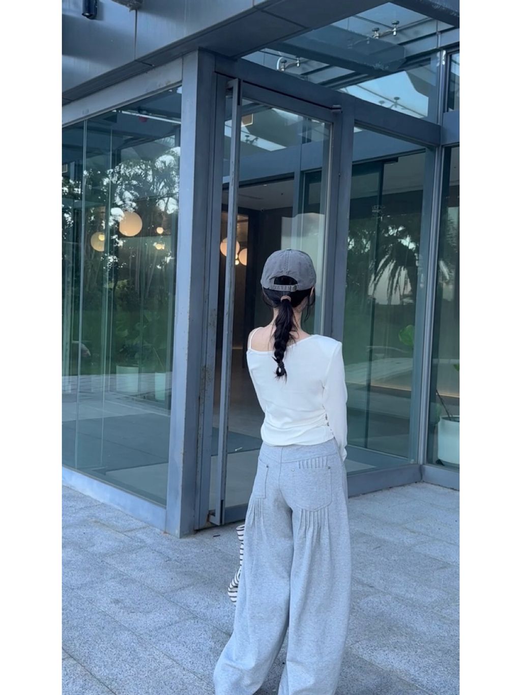 tw-11134207-81ztp-mg7n20q2x4p79b