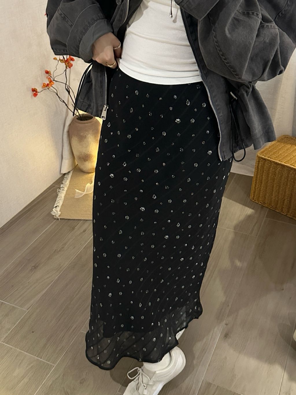 tw-11134207-81ztj-mg7owhir0ljh9a