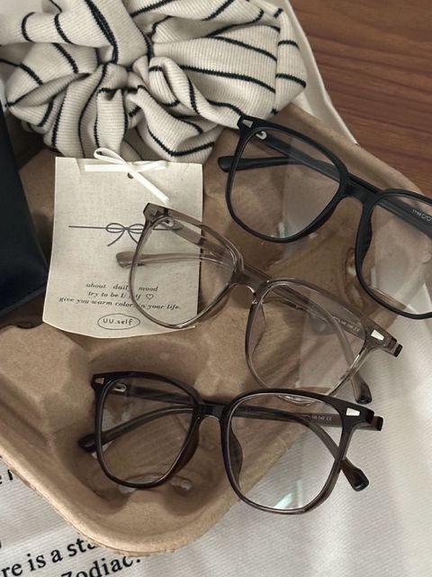 tw-11134207-81ztf-mg7vu9d2llvv17