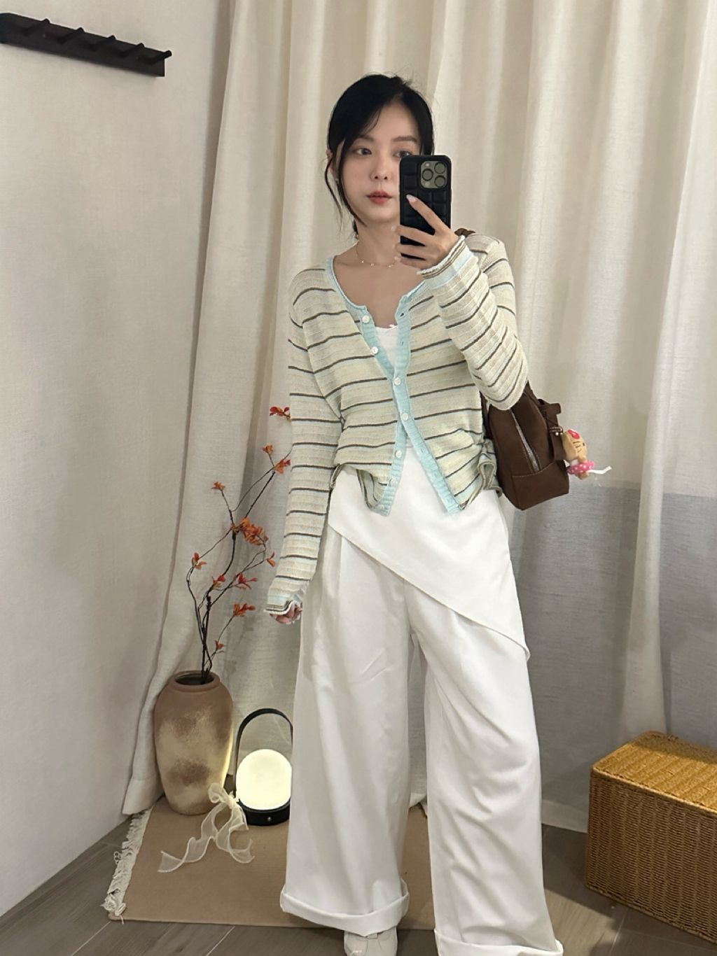 tw-11134207-81ztj-mg7yjeexhte173