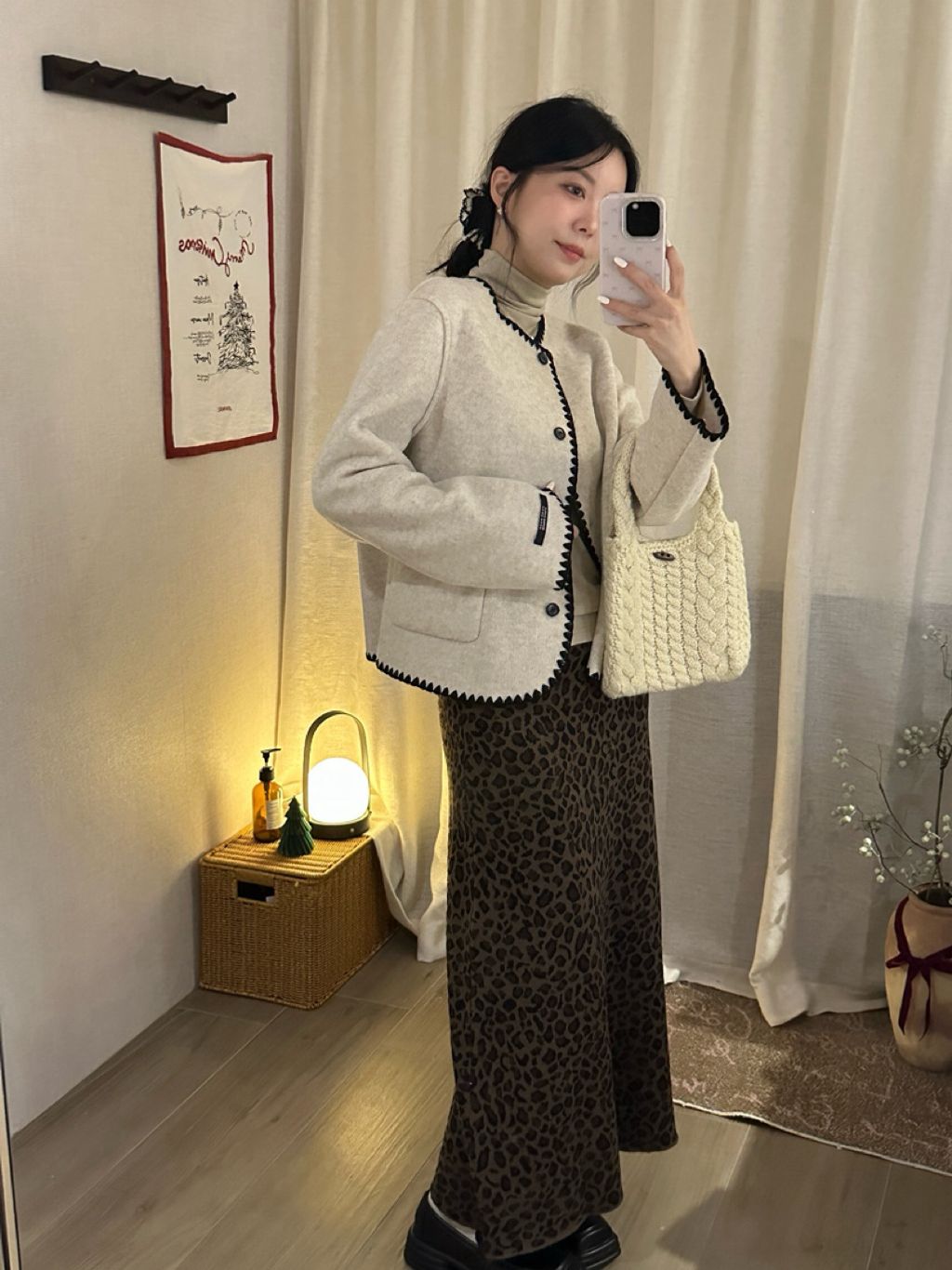 tw-11134207-81ztk-mhvtwk12tc04e3