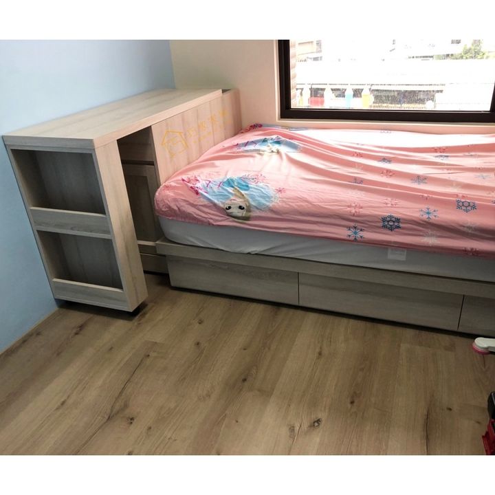 sg-11134201-22100-yhddlop7zyiv64
