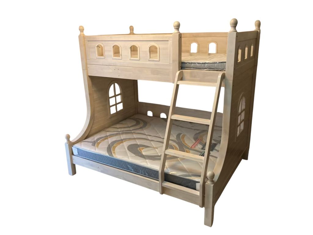 LINE_ALBUM_三人雙層床_251211_9 (1)