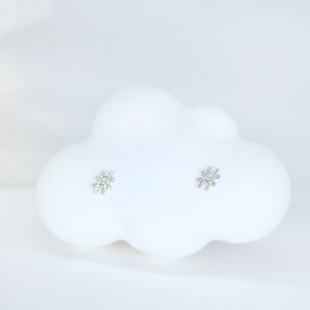 Joe Trendsetter Hashtag Studs