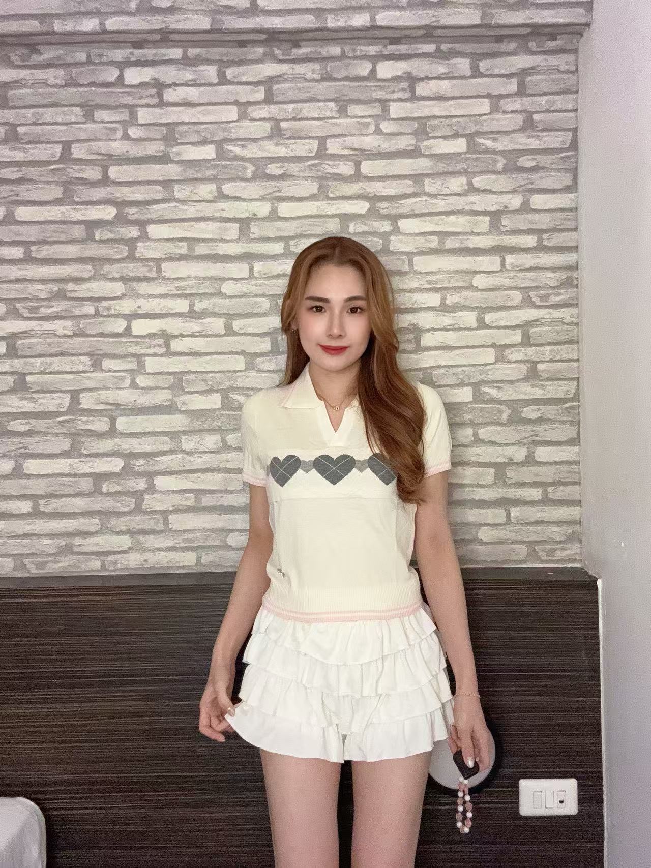 b4c61142fdd1bdf3e98e8e3641d1ed50