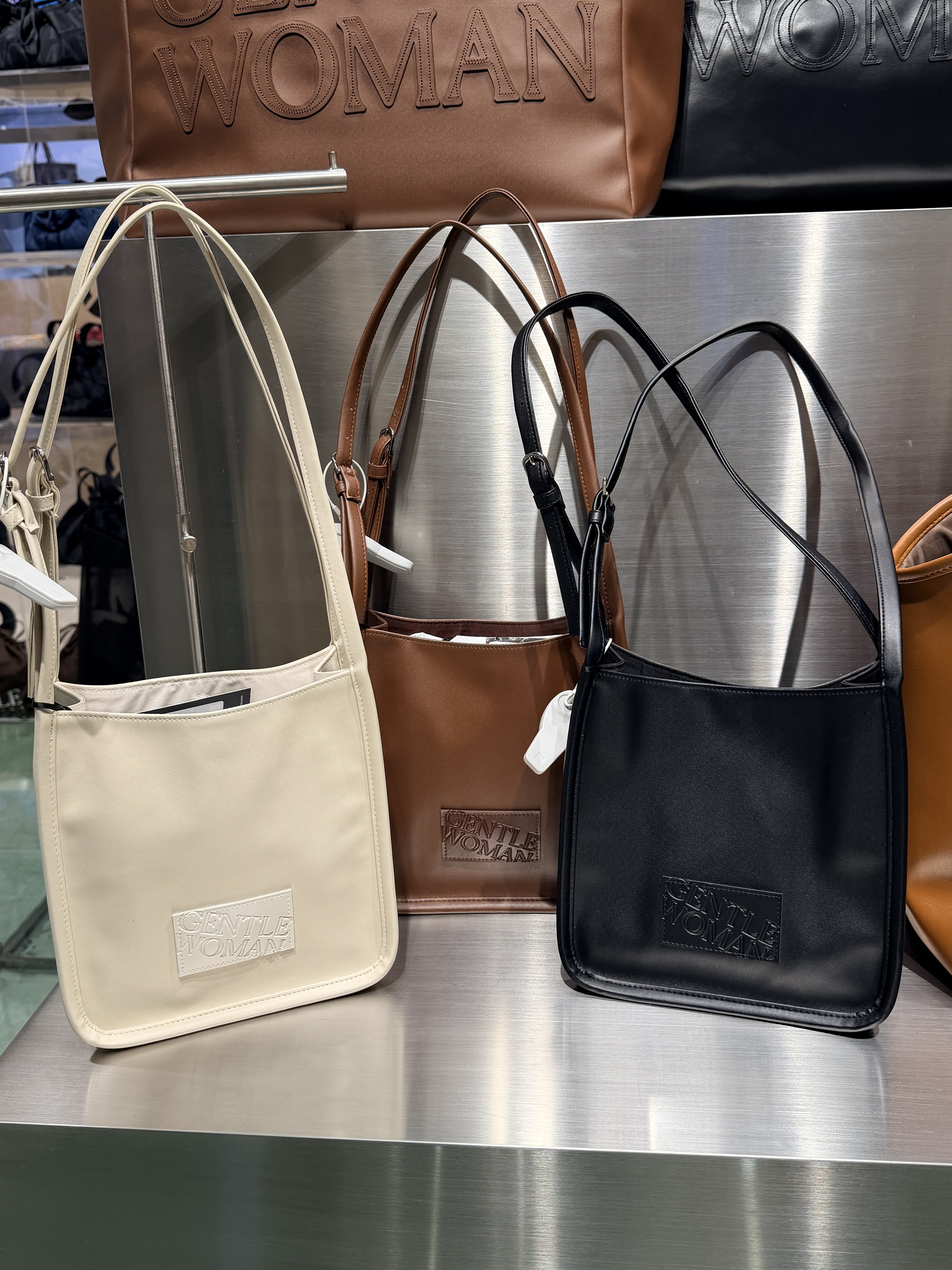 40b3e459800372fd924d9042023ecc9