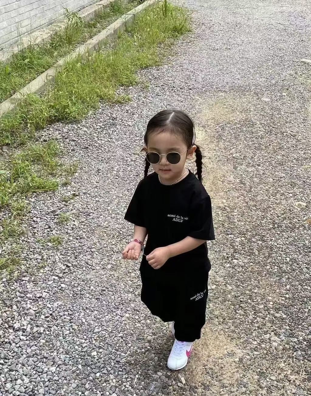 mmexport1734086416836