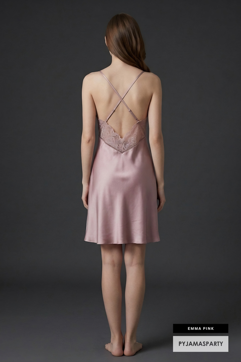 Emma Pink (2)