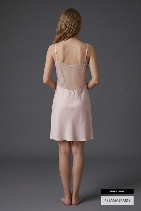 Nora Pink (2)