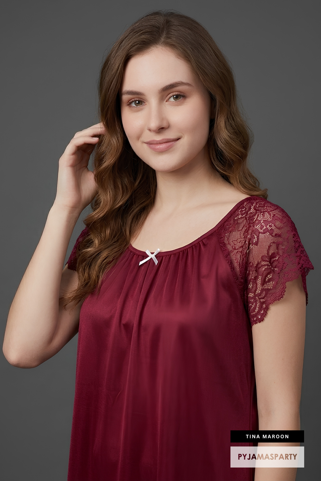 Tina Maroon (2)