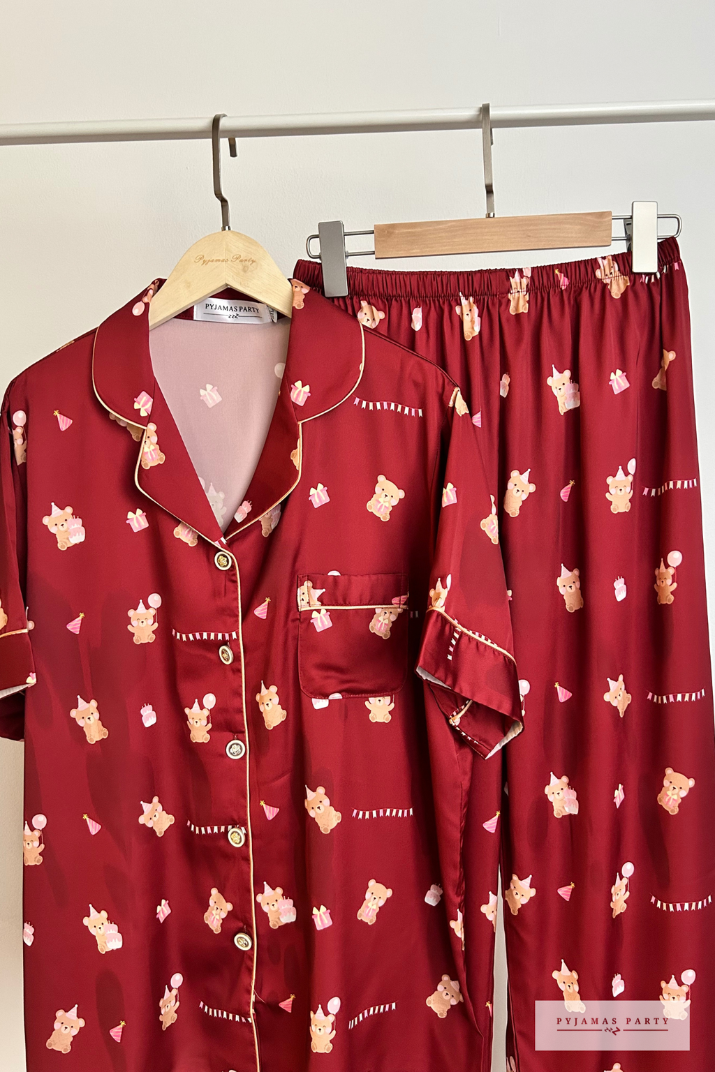 Maroon Bear (3)