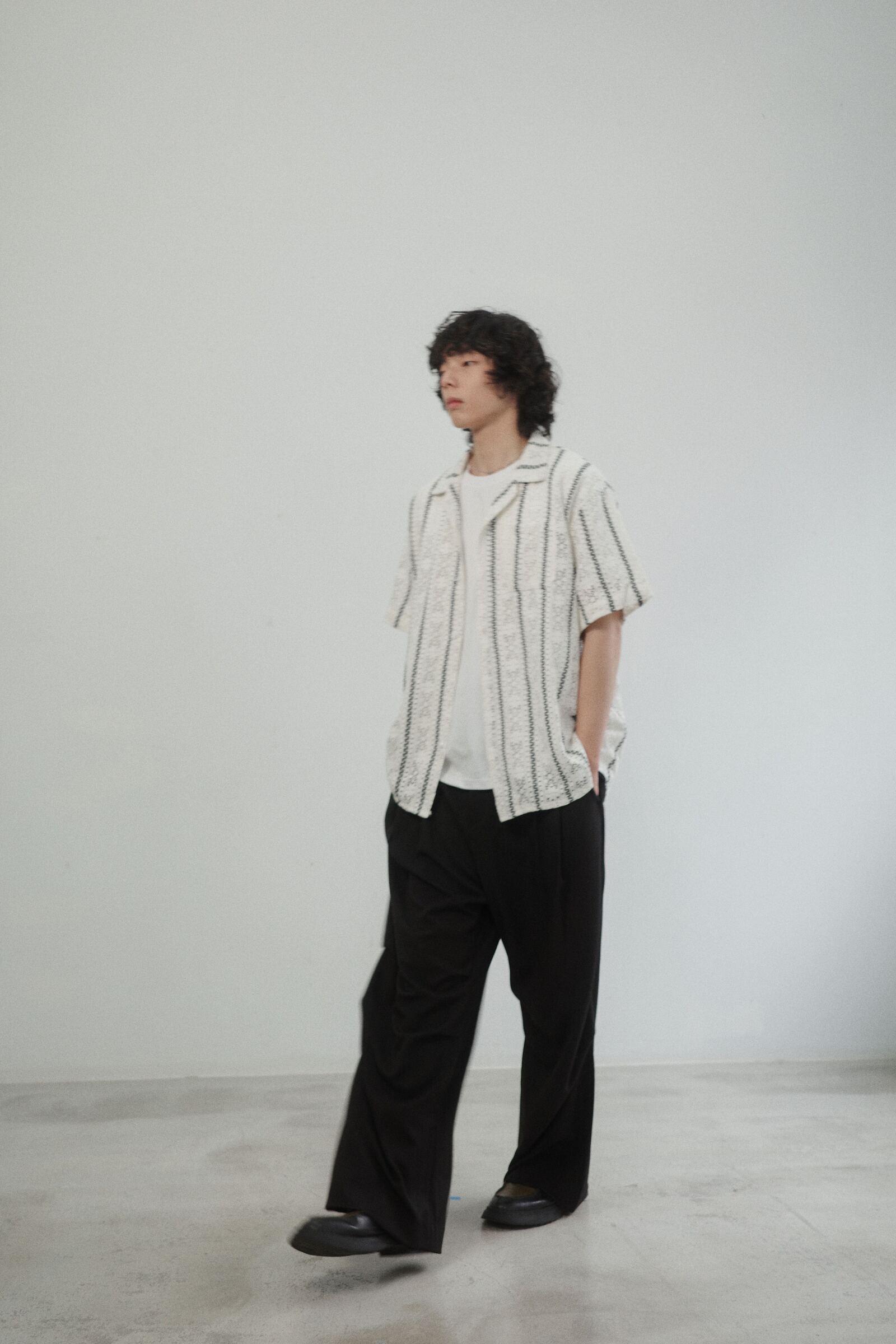 R0025282