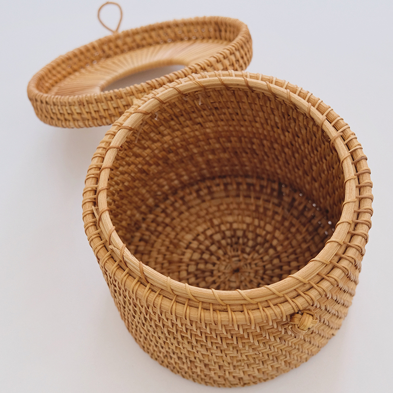 HK-7 Halia Rattan Tissue Holder 05a