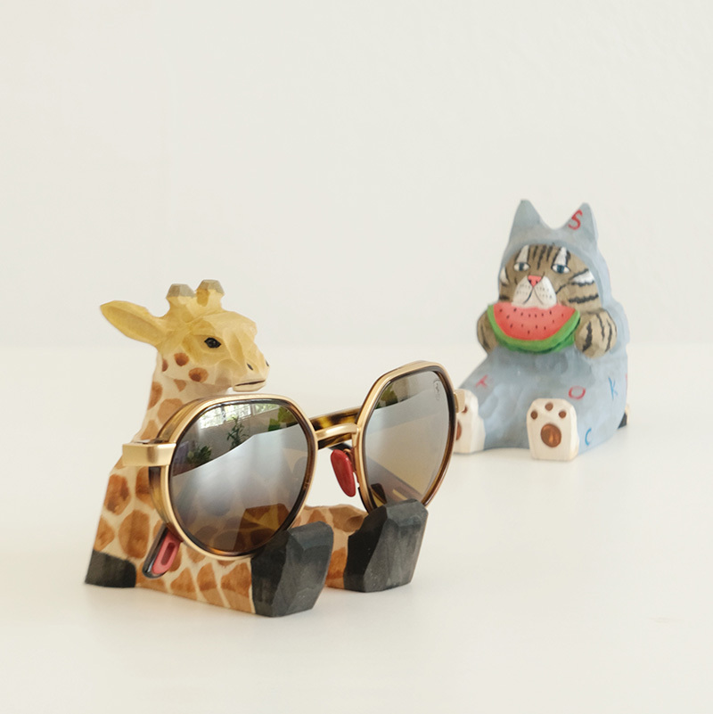 HA-8 Wooden Whimsy Giraffe Stand04a