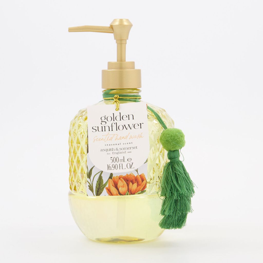 16154296-large-wl-01