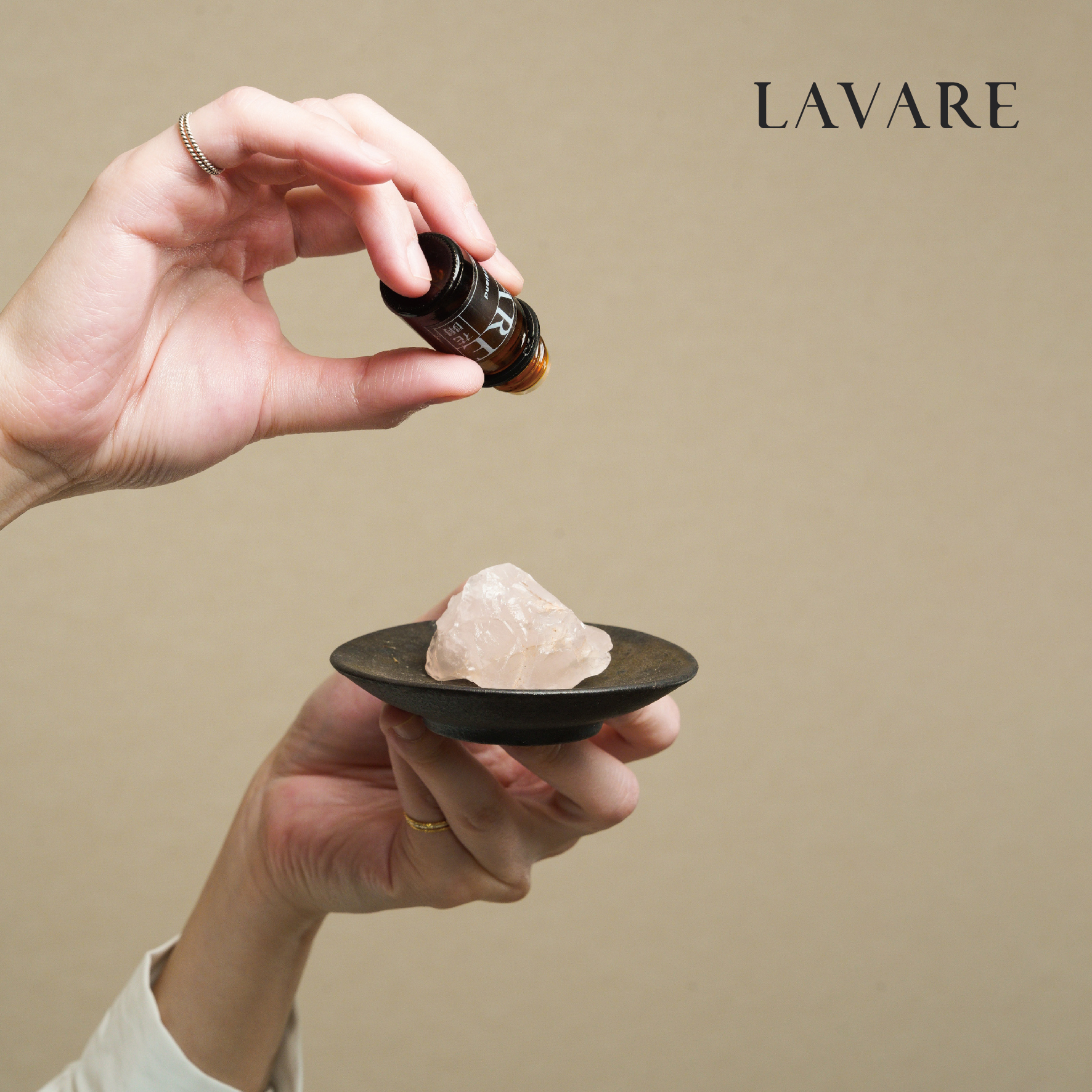 LAVARE精油__商品圖2_04聆光-1 複本