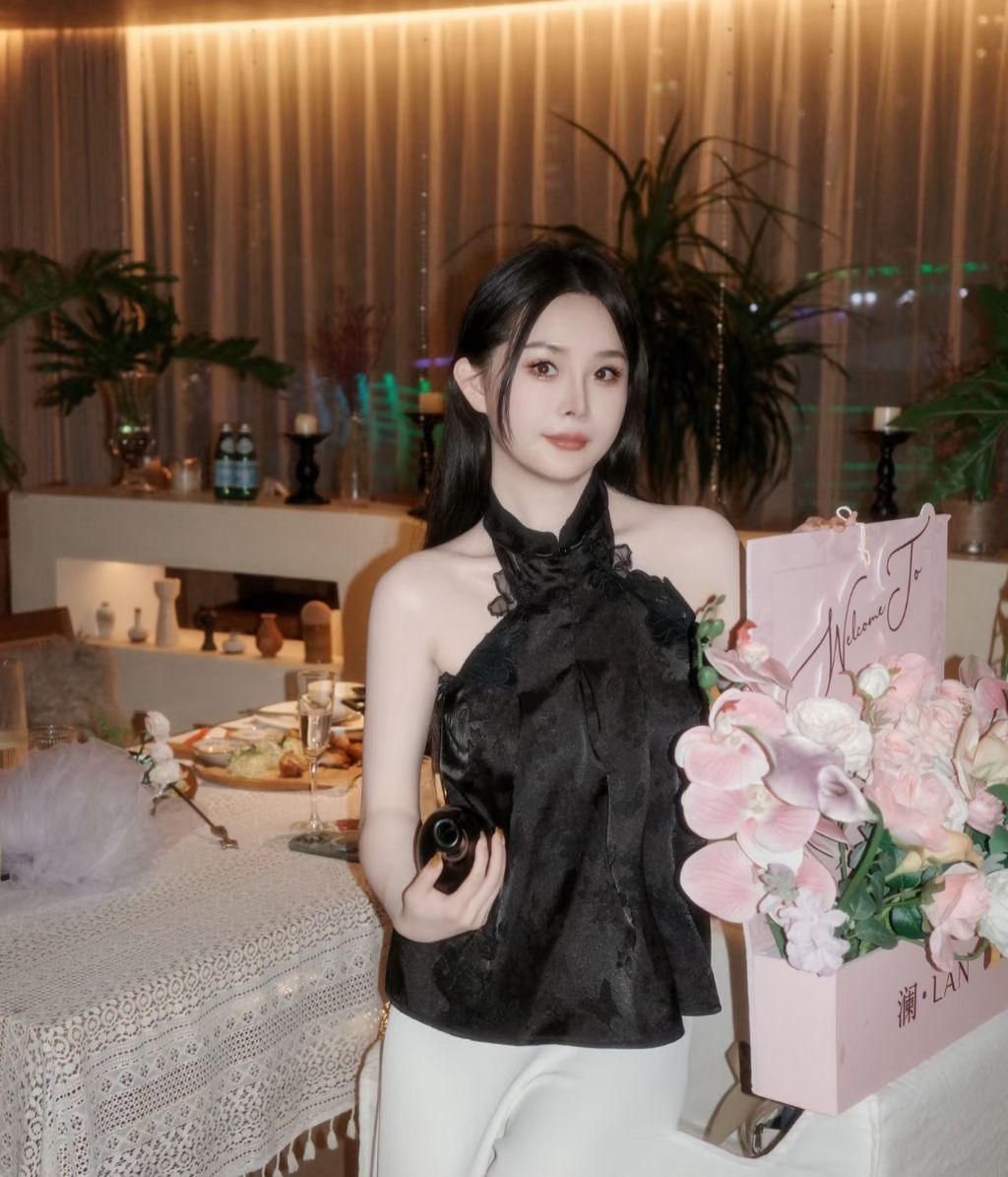 image_FEEE15A7-166E-432C-9E06-28CFB3C08756_1762948773