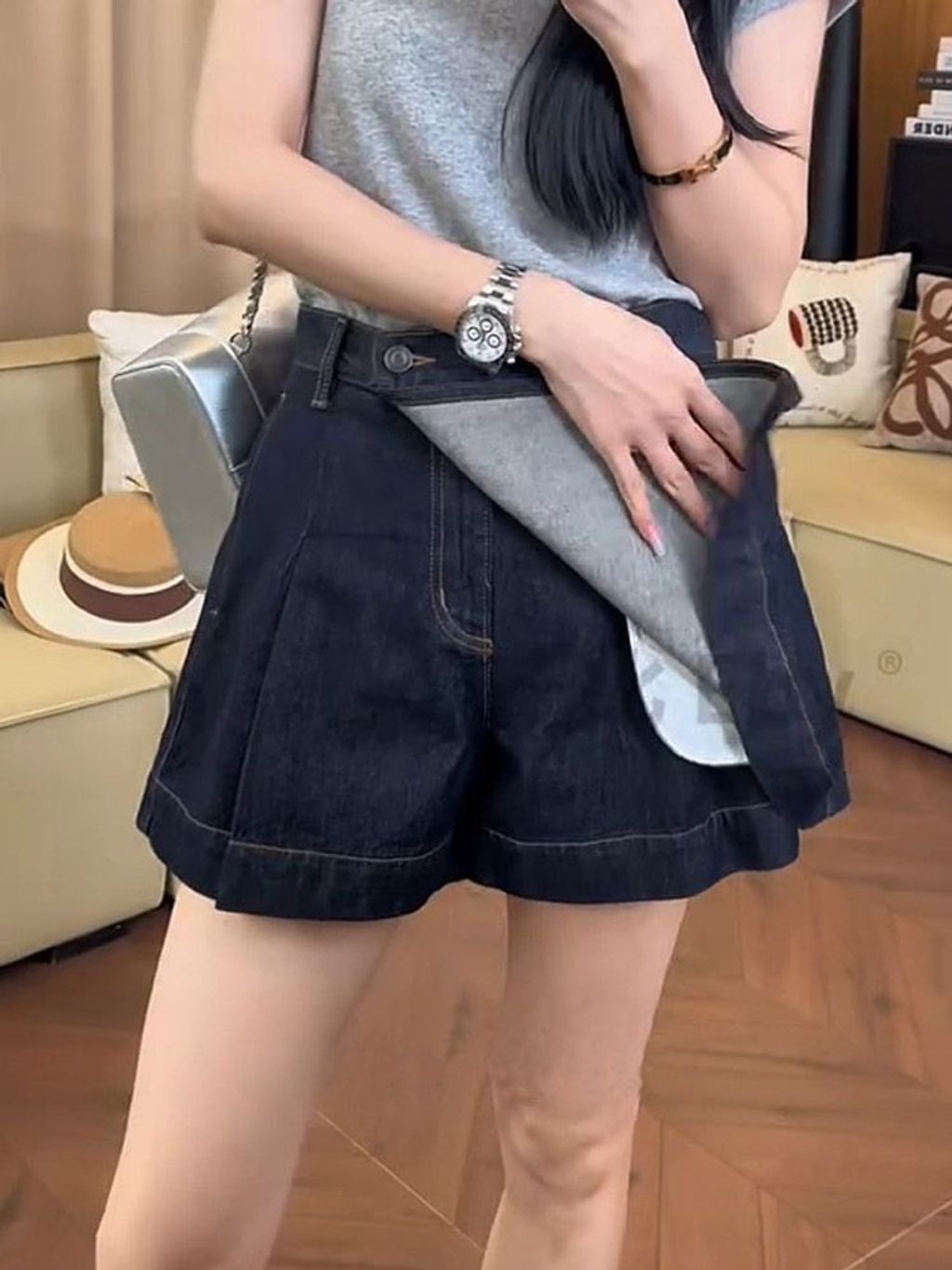 image_7A7DE18A-ED4E-4ED3-86D8-BF1585E15C5A_1763206574