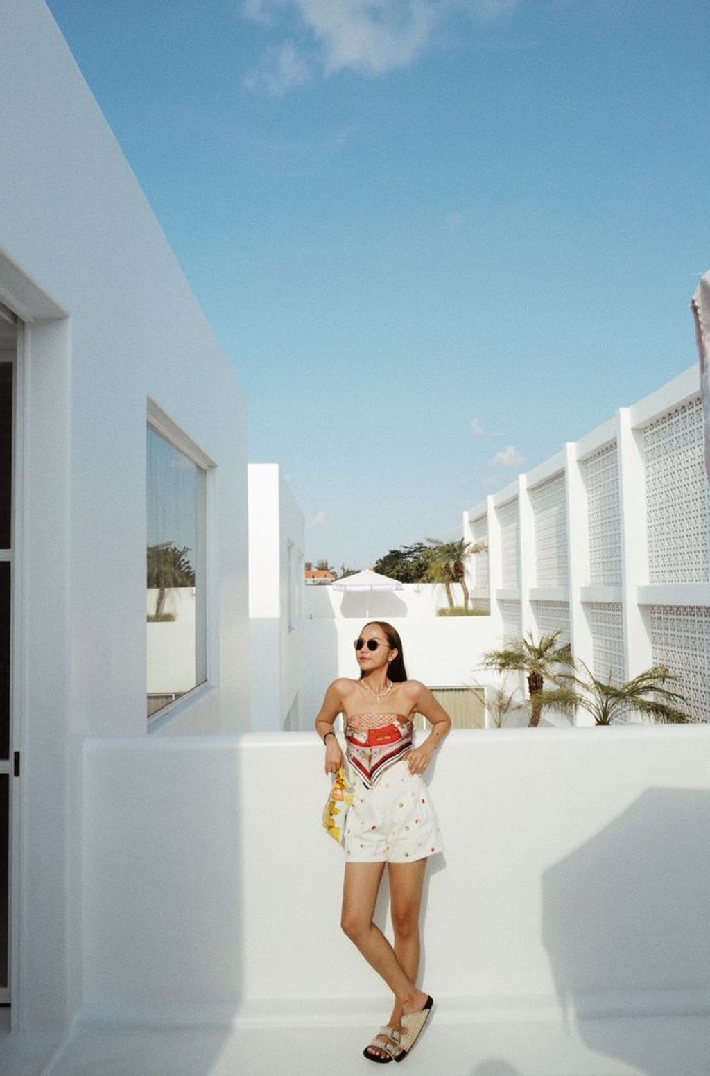 LINE_ALBUM_Meadow 6月新品_230605_13