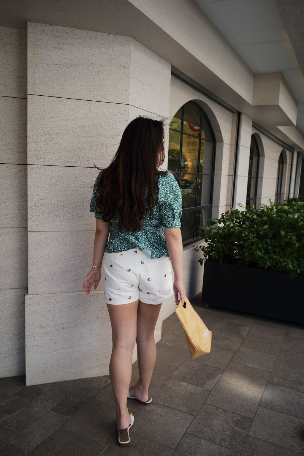 LINE_ALBUM_Meadow 6月新品_230605_95