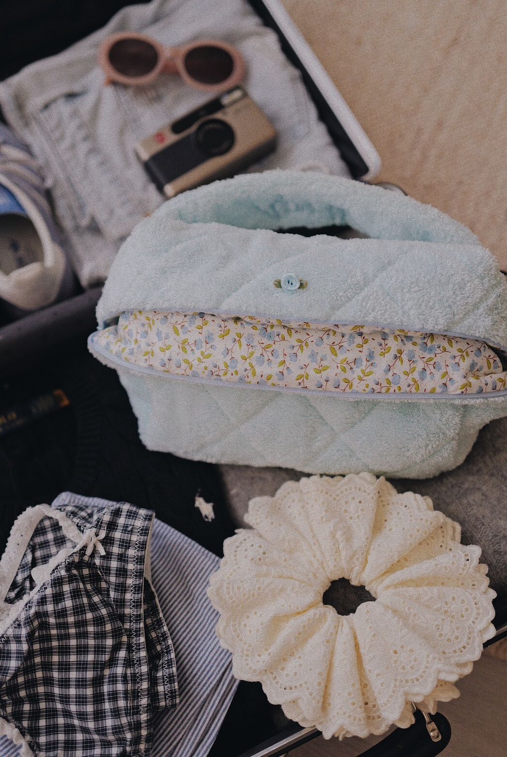 LINE_ALBUM_20251216_251216_17