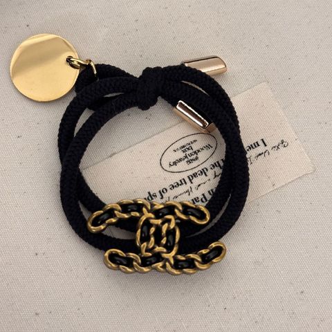 配飾│All Accessories – Quin Gallery 配飾│All Accessories – Quin Gallery