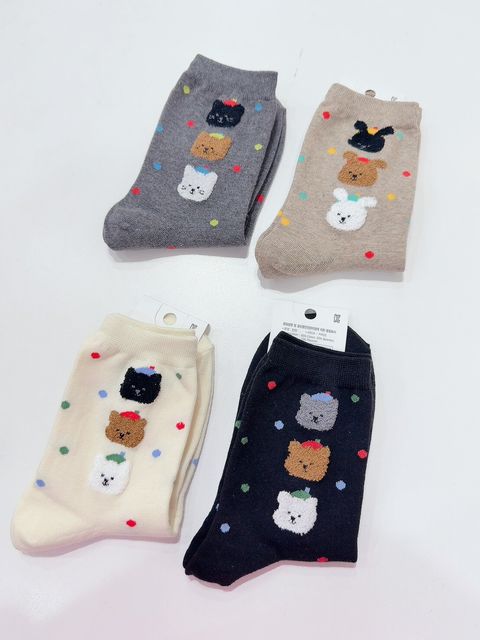 LINE_ALBUM_中筒襪_260319_51