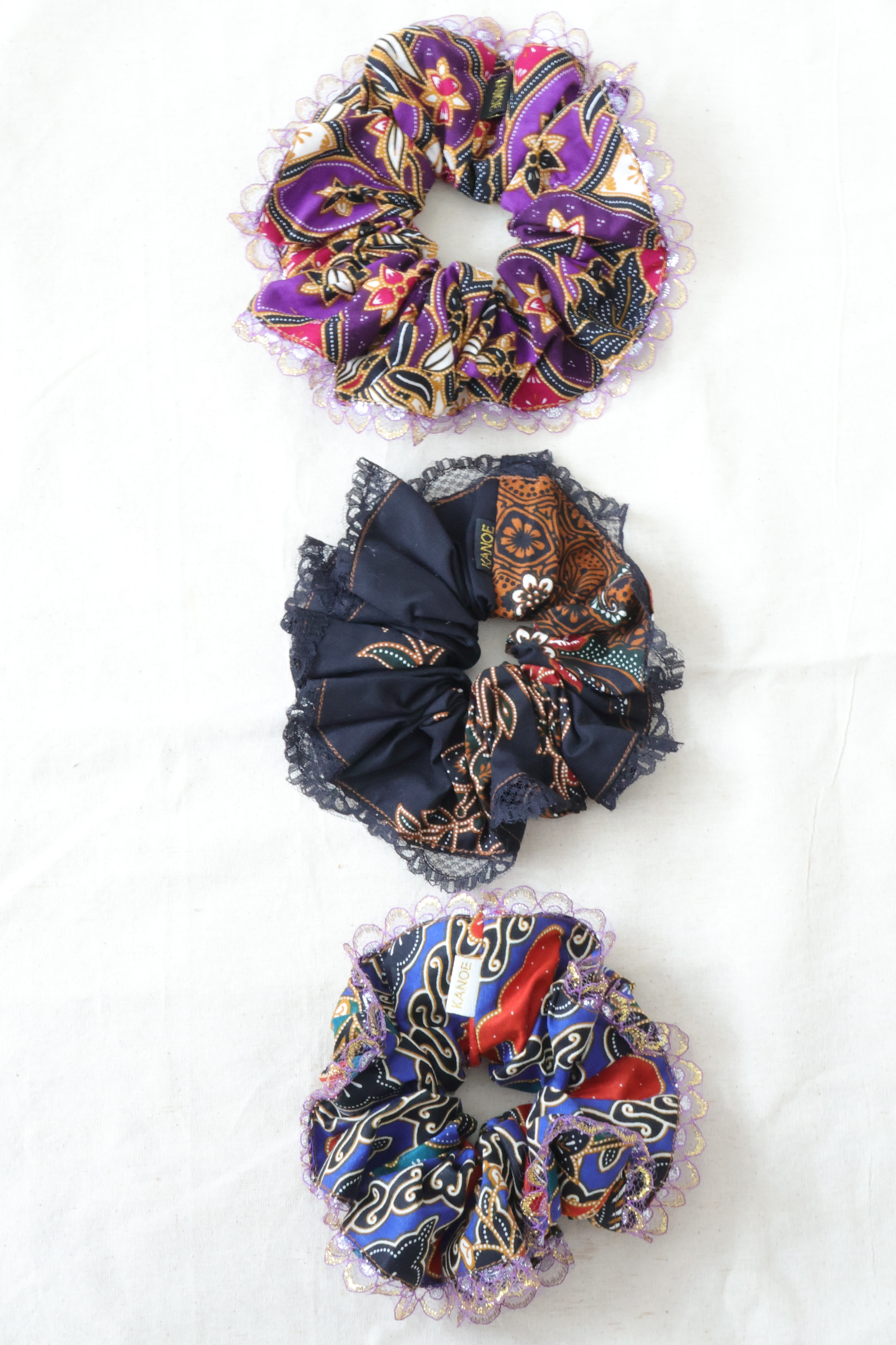 Maxi Lace Batik Scrunchies (Set of 3) - Mystic Night