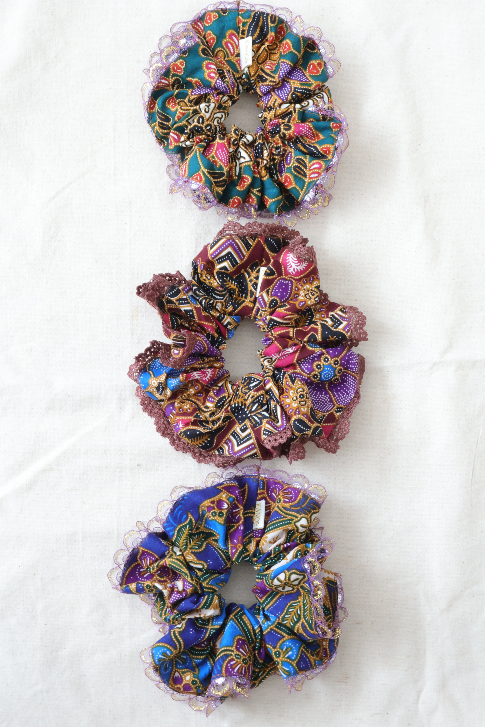 Maxi Lace Batik Scrunchies (Set of 3) - Earth Heritage