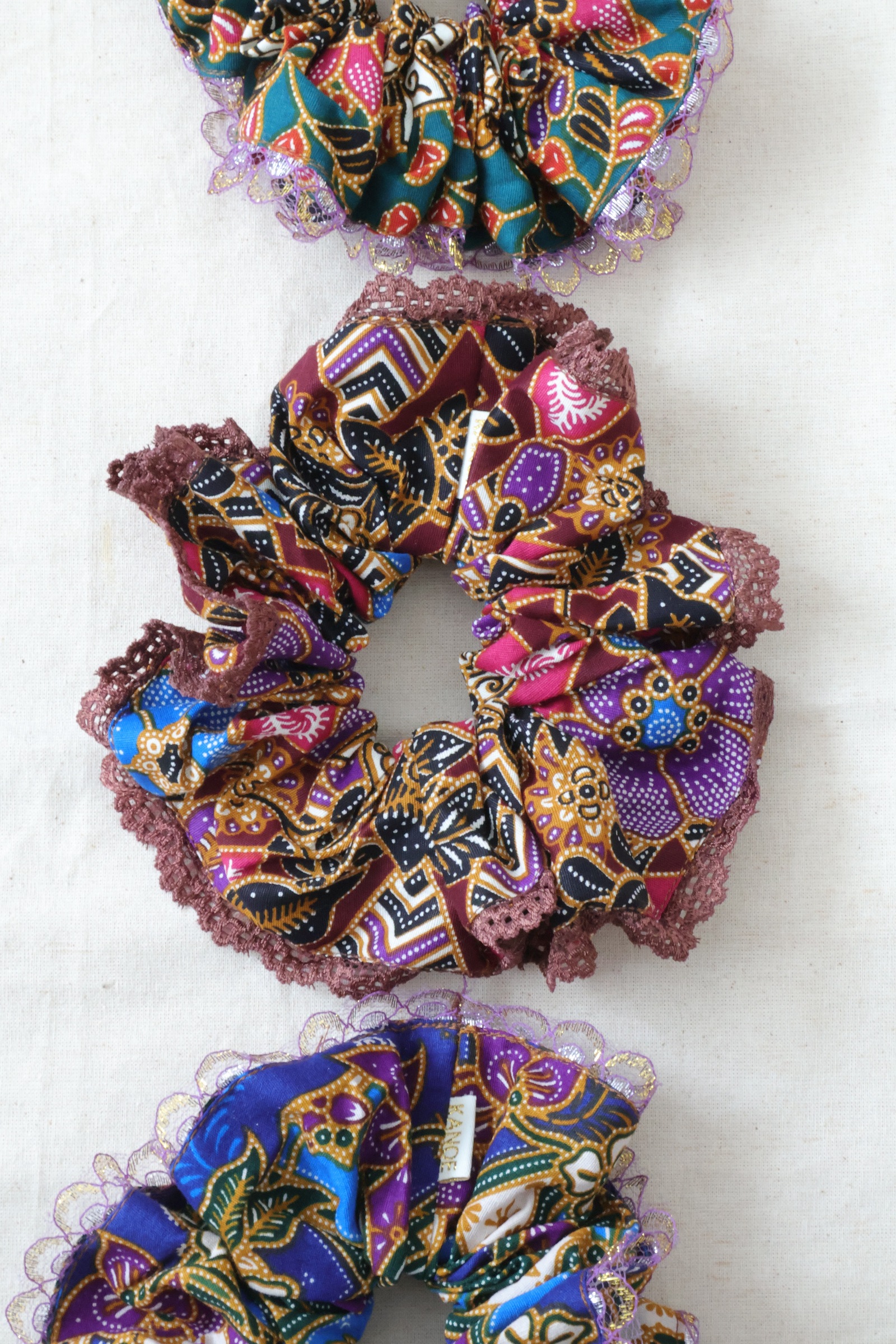 Maxi Lace Batik Scrunchies (Set of 3) - Earth Heritage