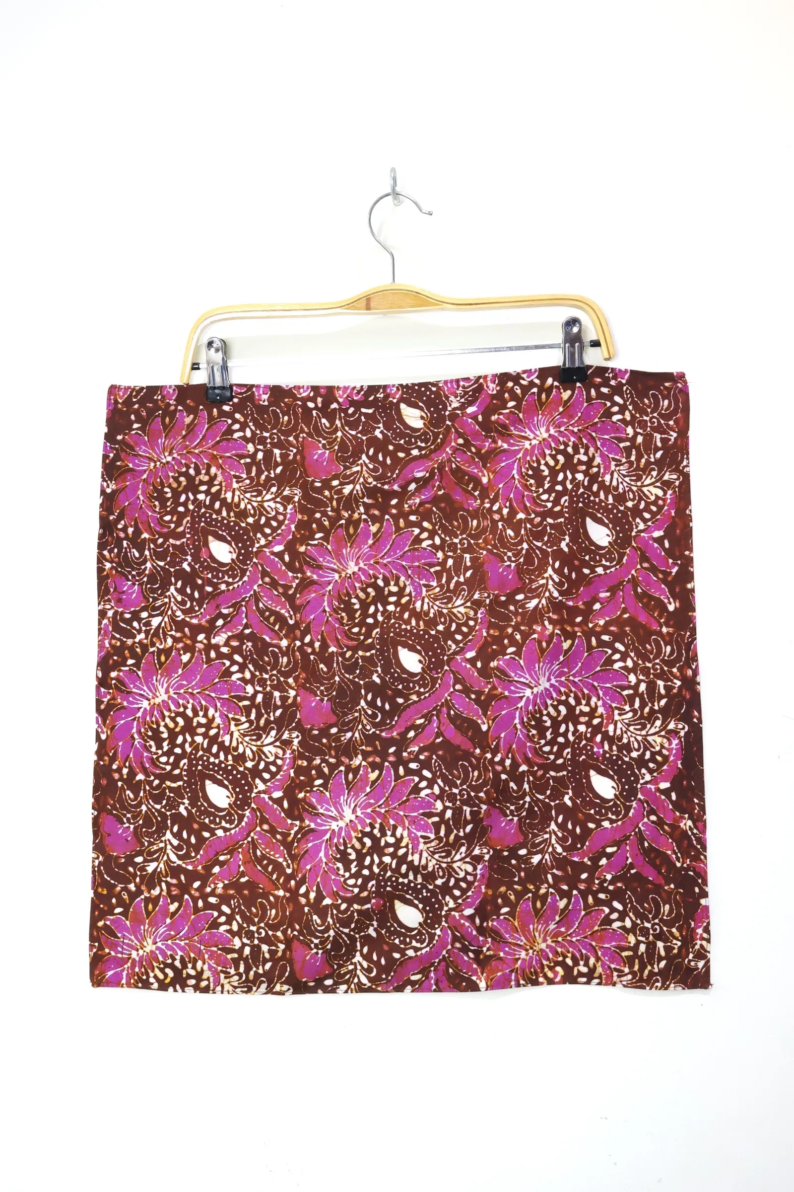 Batik Square Scarf - Kohaku [ Handmade ]
