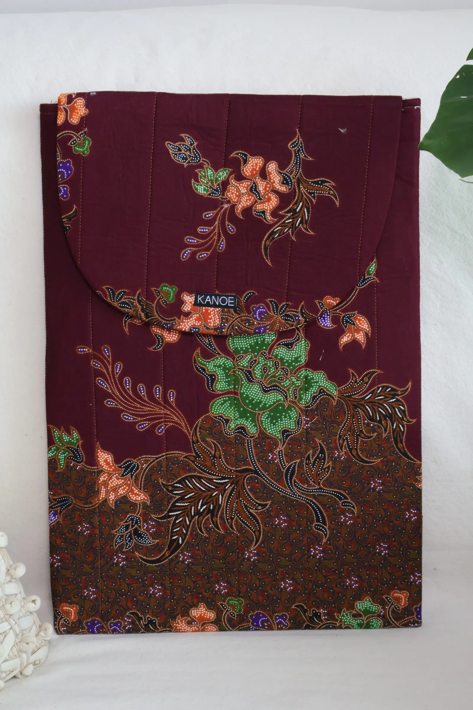 Batik Laptop Bag - Cherry Fizz
