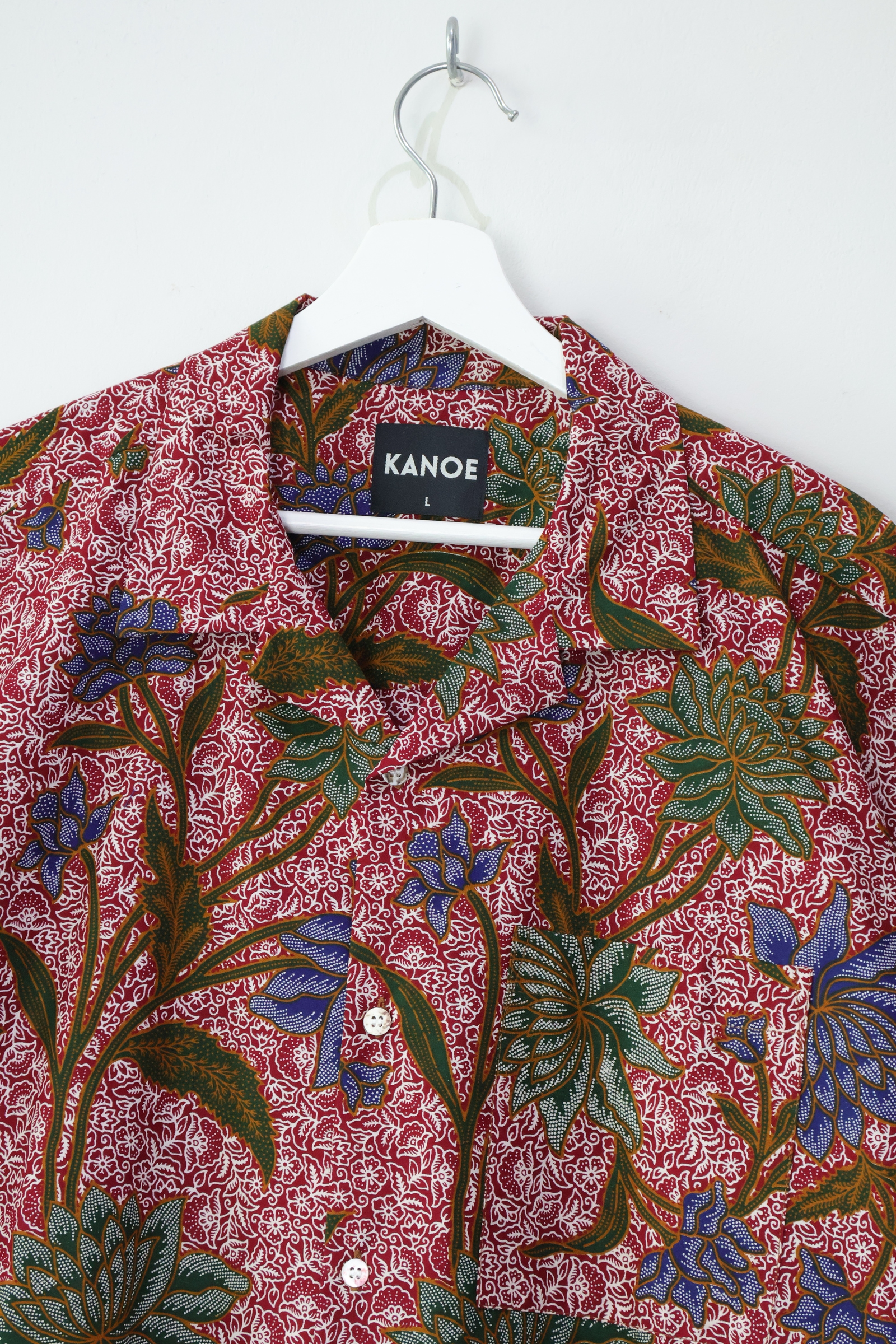 KANOEMEN Open Collar Batik Shirt - Kaen [L]