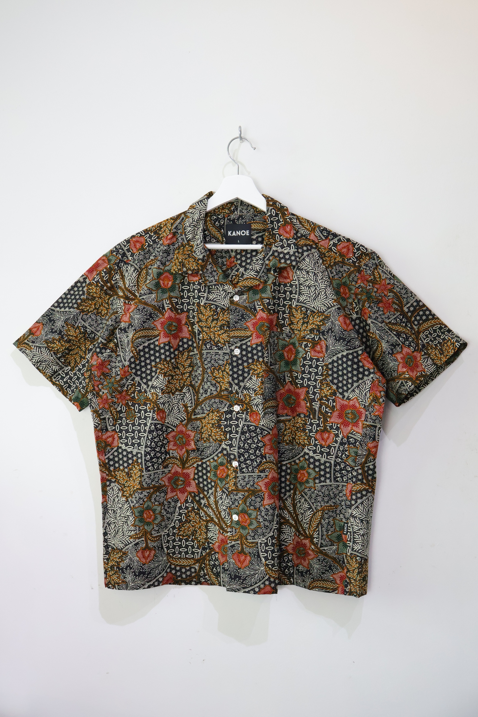 KANOEMEN Open Collar Batik Shirt - Hikage [L]