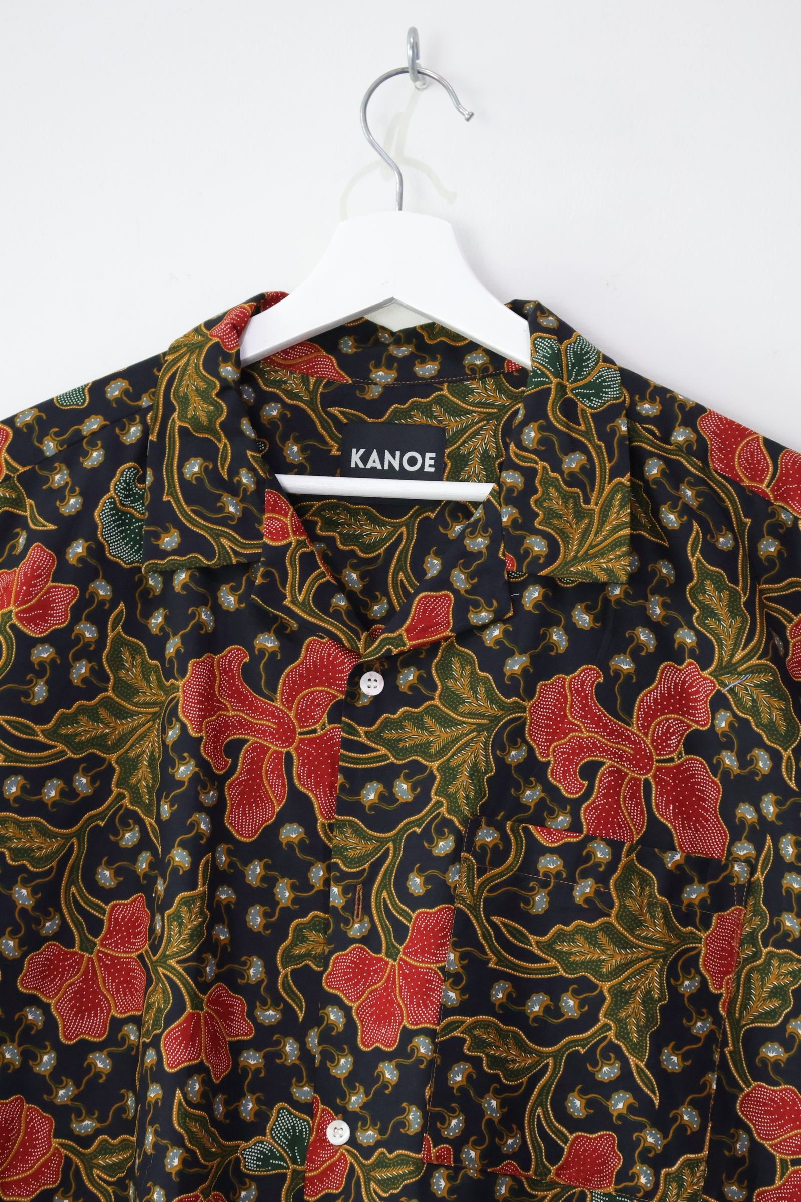KANOEMEN Open Collar Batik Shirt - Romeo [L]