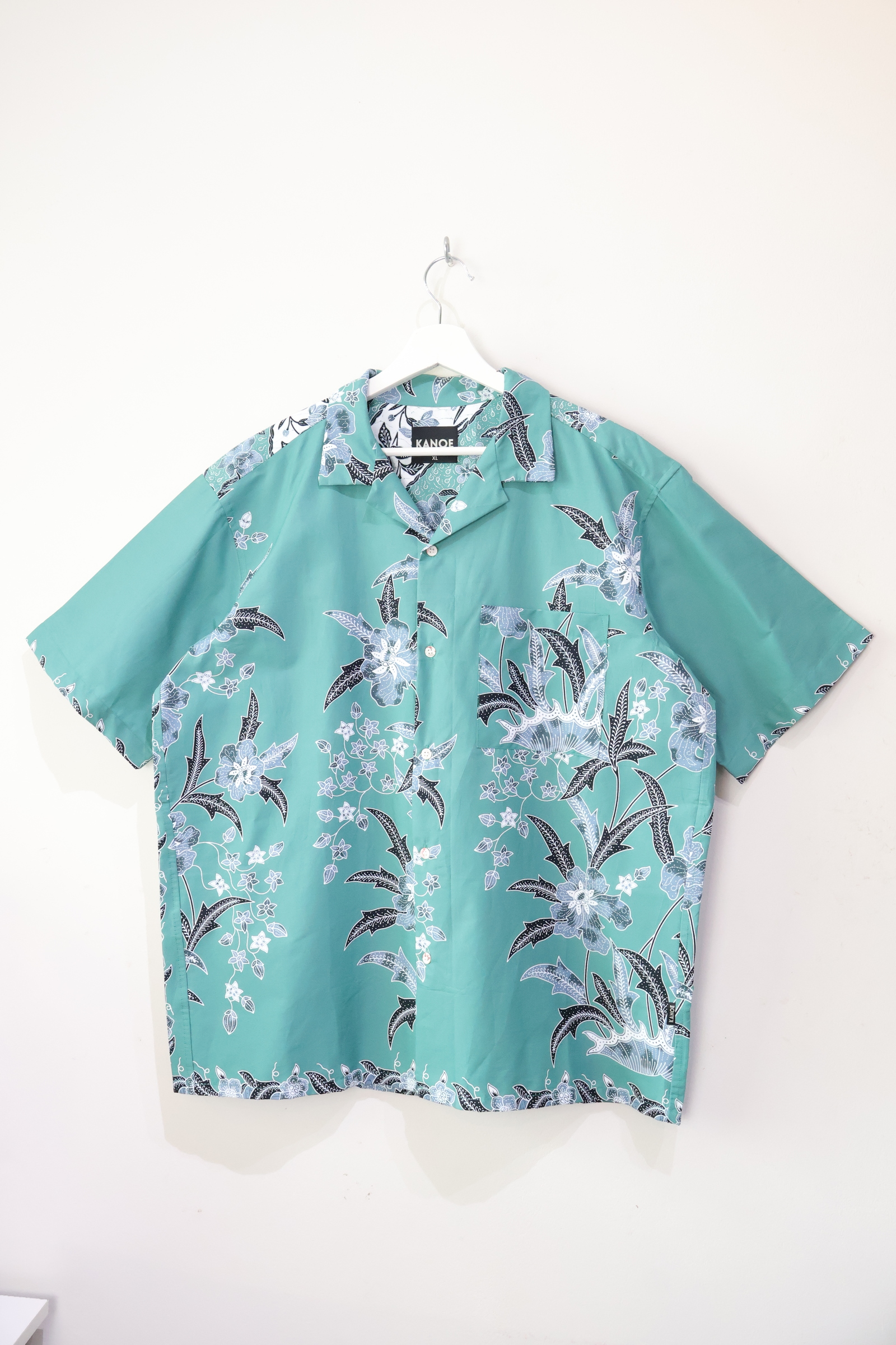 KANOEMEN Open Collar Batik Shirt - Kiwi [XL]